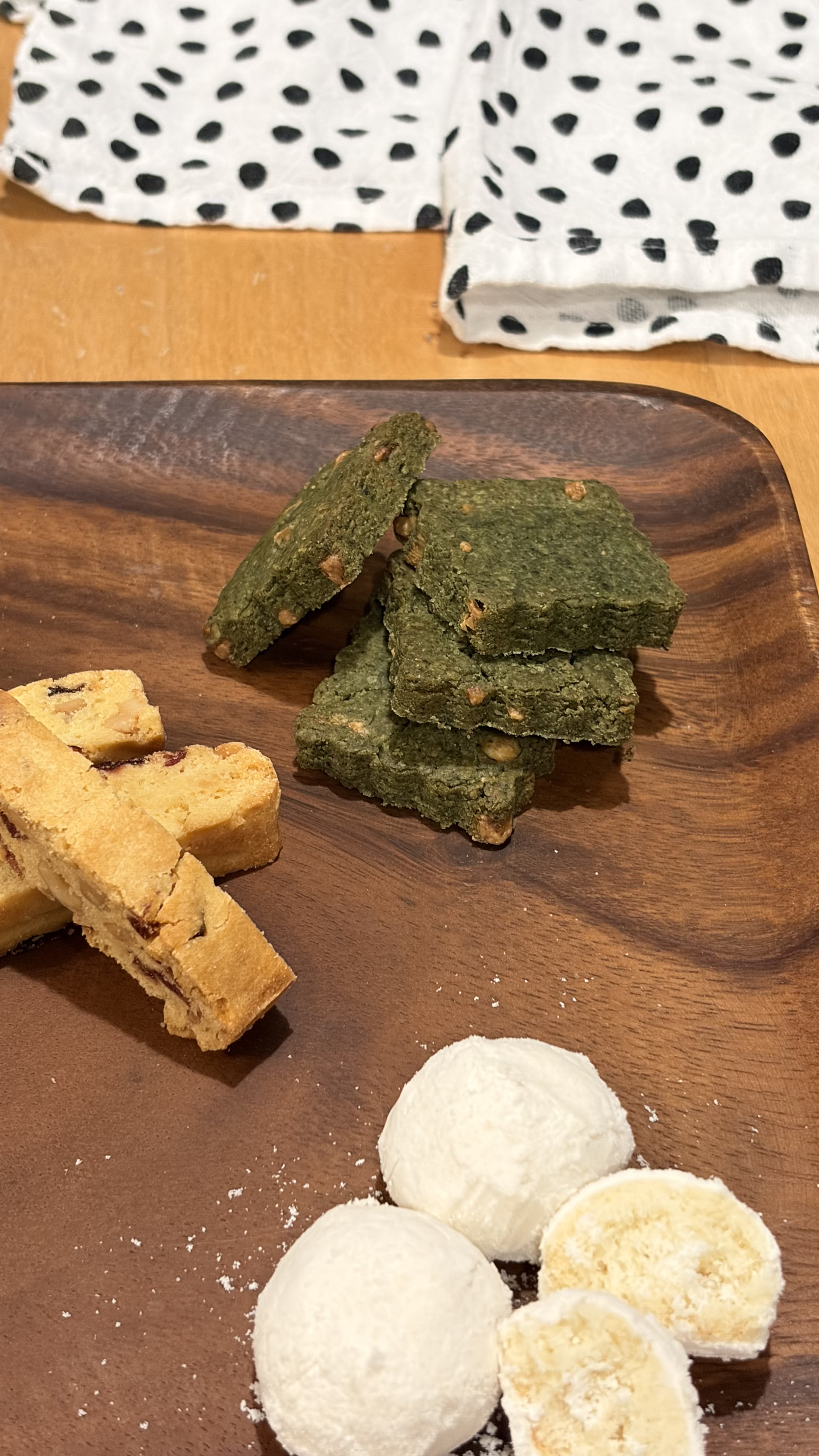 よもぎとホワイトチョコのクッキー